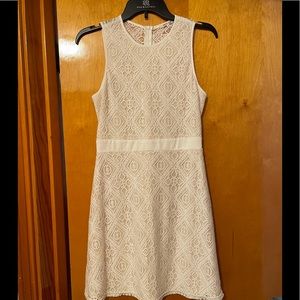 Blueh ciel. Off white lace dress